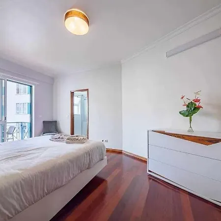 Alex By Mth * Funchal (Madeira)